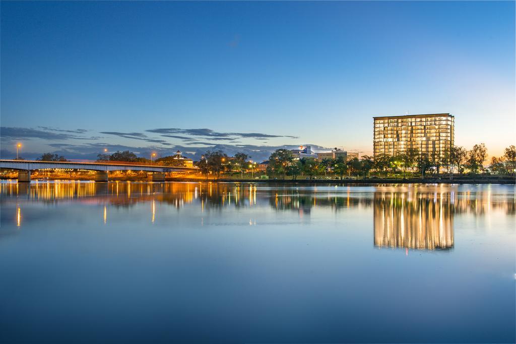 Empire Apartment Hotel Rockhampton Exterior photo